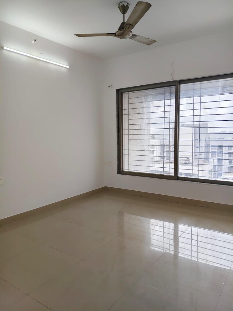 Room, kalyani nagar 3 Bedroom 1250 Sq.Ft. Apartment In Kalyani Nagar Pune 9560626
