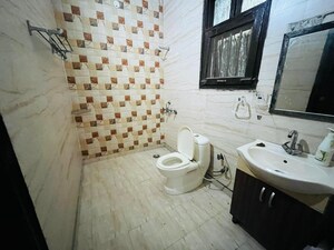 Bathroom in 1 RK Independent House at Tarang Orchid, Sector 28 – for Rent