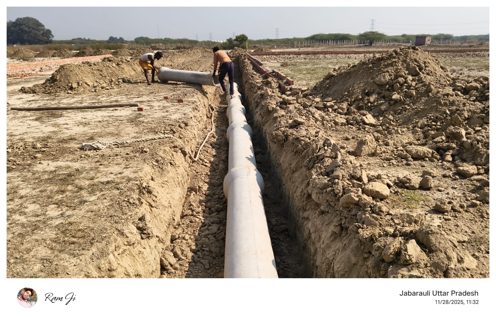 Plot For Sale in Priyanka Bajpai Propertie