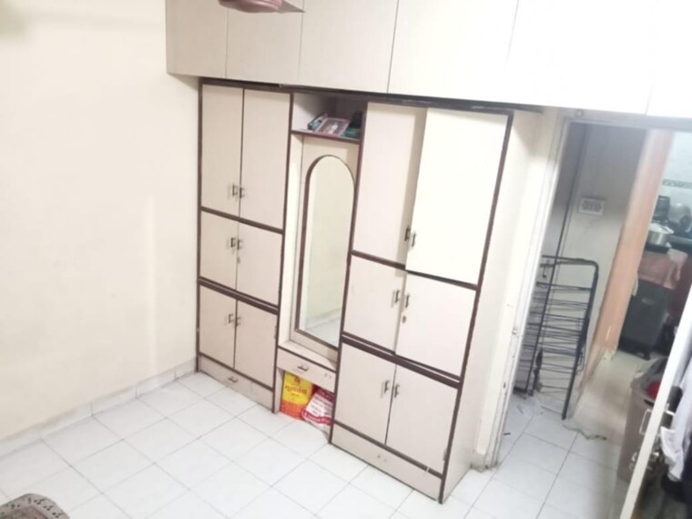 undefined, guru-ganesh-nagar-society 1 Bedroom 600 Sq.Ft. Apartment In Kothrud Pune 9560824