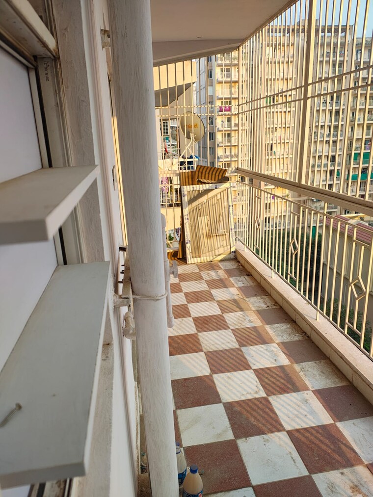 Balcony, shree-vardhman-green-court 2 Bedroom 690 Sq.Ft. Apartment In Sector 90 Gurgaon 9560945