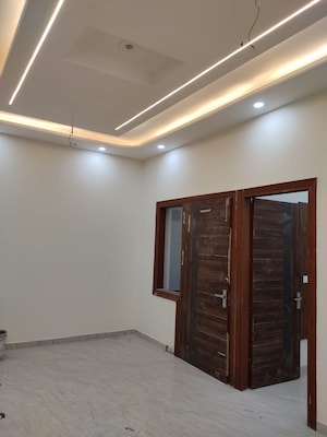 Room in 4 BHK Independent House at MS Enclave Zirakpur, Dhakoli – for Sale