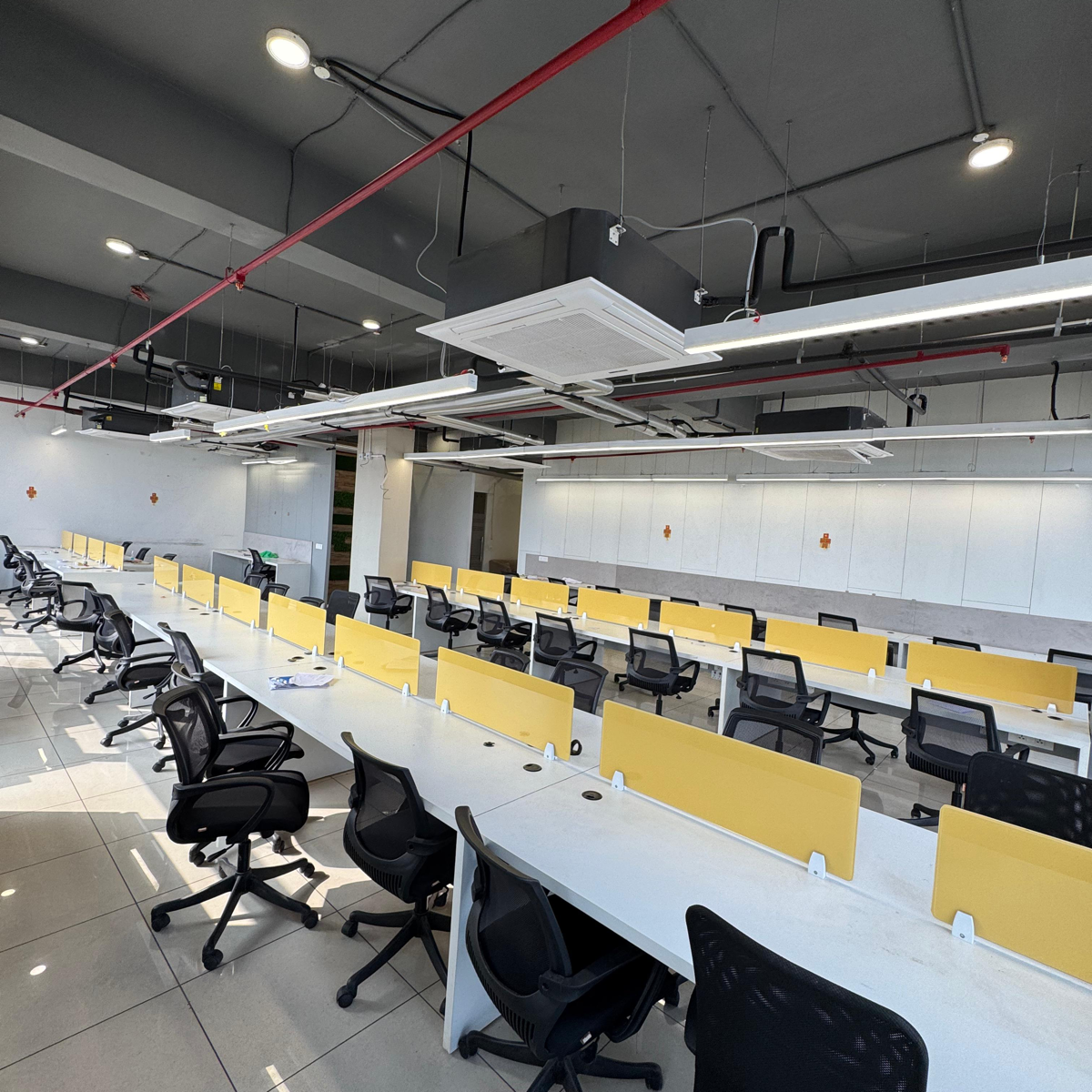 Office Space For Rent in Ready To Move Office