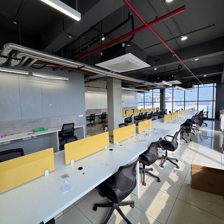 Team Area, sector 74 Commercial Office Space 4000 Sq.Ft. In Sector 74 Mohali 9560941