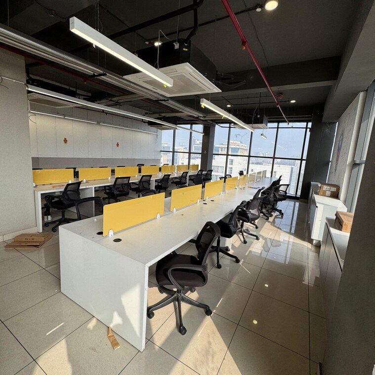 Team Area, sector 74 Commercial Office Space 4000 Sq.Ft. In Sector 74 Mohali 9560941