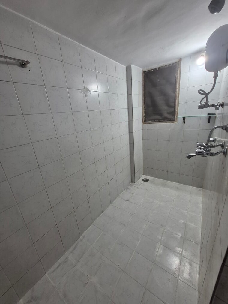 Bathroom, gokul-nagari-1 1 Bedroom 418 Sq.Ft. Apartment In Kandivali East Mumbai 9560939