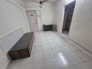 Bathroom in 1 BHK Apartment at Gokul Nagari 1, Kandivali East – for Rent