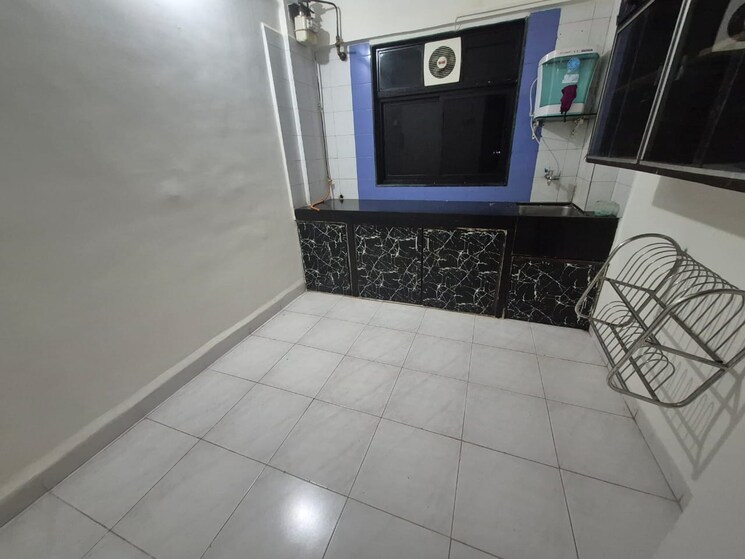 Bathroom, gokul-nagari-1 1 Bedroom 418 Sq.Ft. Apartment In Kandivali East Mumbai 9560939