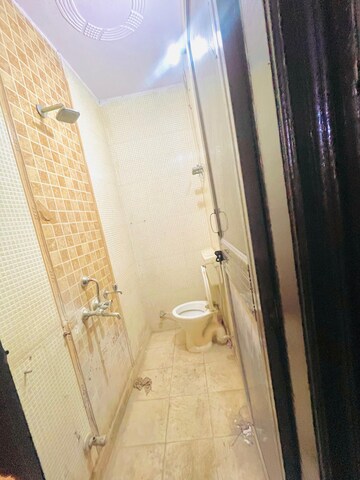 Bathroom in 3 BHK Builder Floor at Nirman Vihar – for Rent