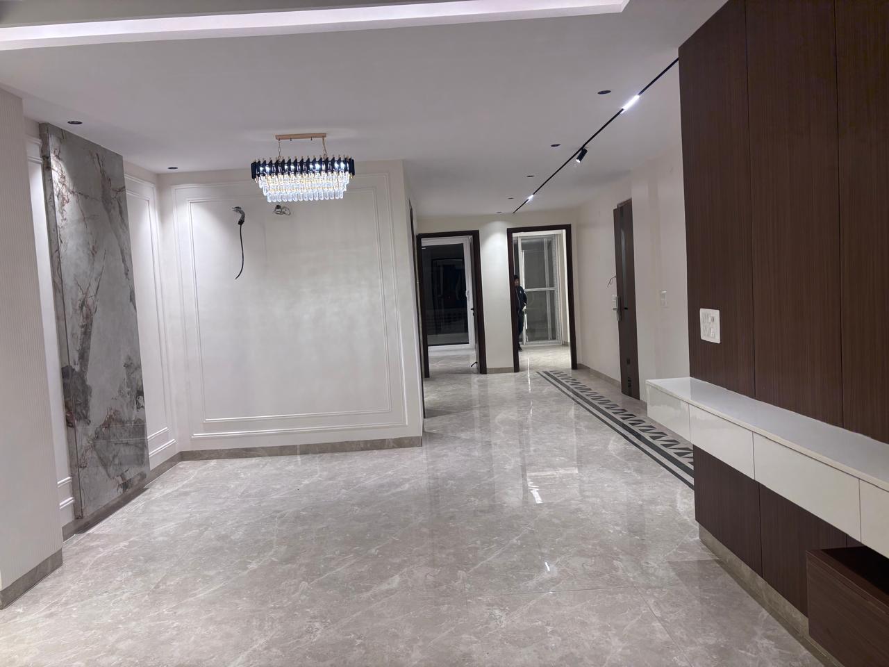 Resale 3 Bedroom 2304 Sq.Ft. Builder Floor in Sector 23 Gurgaon - 9561204
