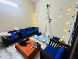 Living Room in 1 RK Independent House at DLF Industrial Estate, Sector 32 – for Rent