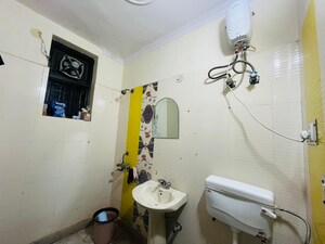 Bathroom in 1 RK Independent House at DLF Industrial Estate, Sector 32 – for Rent