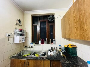 Kitchen in 1 RK Independent House at DLF Industrial Estate, Sector 32 – for Rent