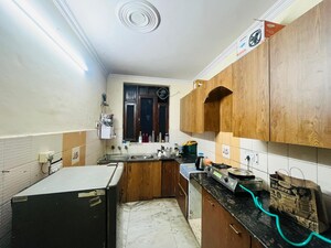 Kitchen in 1 RK Independent House at DLF Industrial Estate, Sector 32 – for Rent