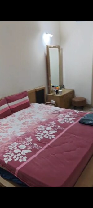 Bedroom in 3.5 BHK Apartment at Emaar Emerald Estate, Sector 65 – for Rent