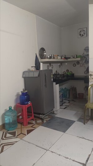 Gym in 1 RK Apartment at Varun Enclave, Sector 28 – for Rent