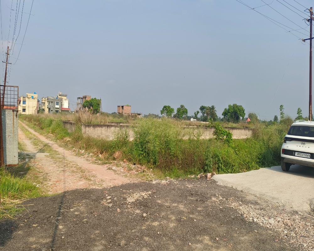Plot For Sale in Joka
