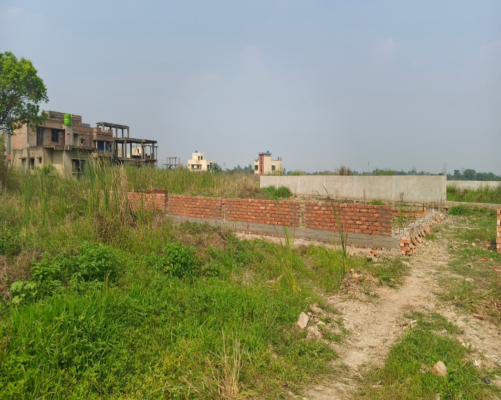 Plot For Sale in Joka