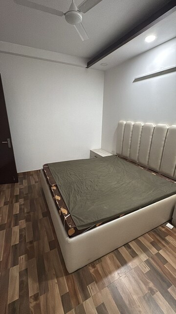 Bedroom in 1 RK Independent House at Bhoomi Homes, Sector 42 – for Rent