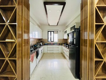Kitchen in 1 RK Independent House at Bhoomi Homes, Sector 42 – for Rent