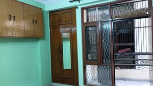 Bedroom in 2 BHK Builder Floor at Vaishali Sector 4 – for Rent