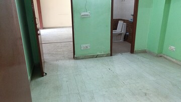 Room in 2 BHK Builder Floor at Vaishali Sector 4 – for Rent