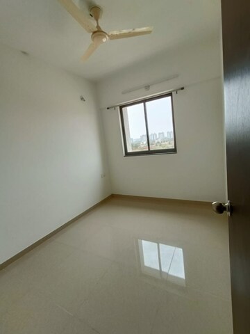 Room in 2 BHK Apartment at Shapoorji Pallonji Joyville Hinjewadi, Hinjewadi – for Rent
