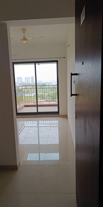 Room in 2 BHK Apartment at Shapoorji Pallonji Joyville Hinjewadi, Hinjewadi – for Rent