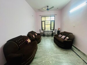 Living Room in 2 BHK Independent House at Tarang Orchid, Sector 28 – for Rent