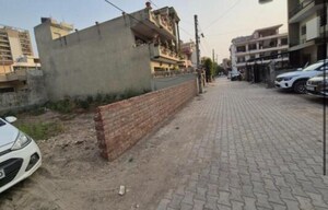  Plot For Sale in Sector 21