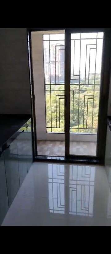 Room in 1 BHK Apartment at Regency Onyx, Dombivli East – for Rent