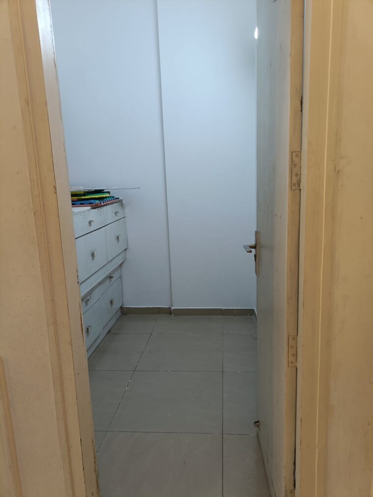 Bathroom, gulshan-ikebana 3.5 Bedroom 1990 Sq.Ft. Apartment In Sector 143 Noida 9561400