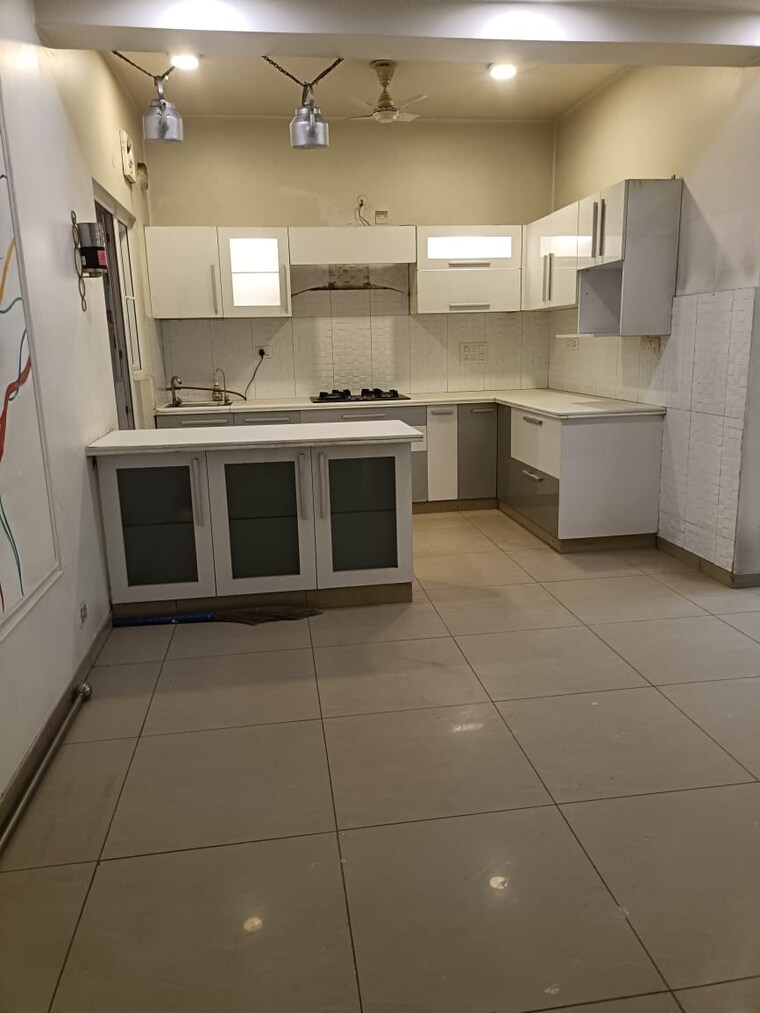 Kitchen, gulshan-ikebana 3.5 Bedroom 1990 Sq.Ft. Apartment In Sector 143 Noida 9561400