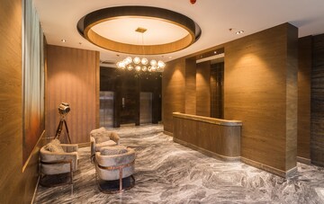 Bathroom in 3 BHK Apartment at Prabhadevi CHS, Prabhadevi – for Sale