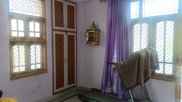 Room in 3 BHK Builder Floor at Vaishali Sector 5 – for Sale