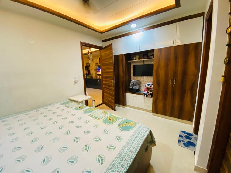 Bedroom, sector 88 2 Bedroom 1050 Sq.Ft. Builder Floor In Sector 88 Faridabad 9561558