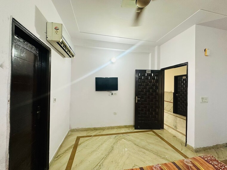 Bathroom, sector 24 1 RK 350 Sq.Ft. Builder Floor In Sector 24 Gurgaon 9561692