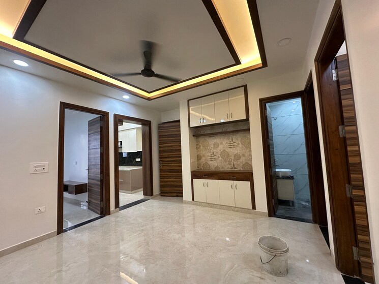 Room, sector 88 3 Bedroom 1050 Sq.Ft. Builder Floor In Sector 88 Faridabad 9561683