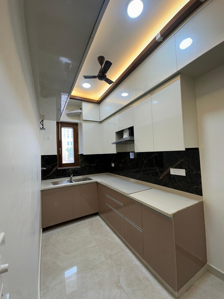 Kitchen, sector 88 3 Bedroom 1050 Sq.Ft. Builder Floor In Sector 88 Faridabad 9561683