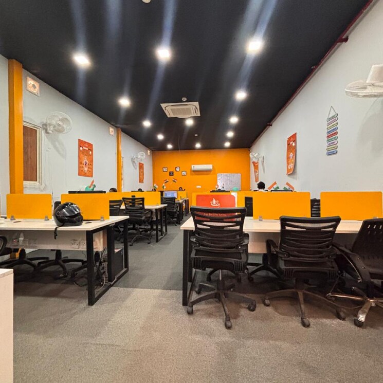 Team Area, sector 74 Commercial Office Space 2500 Sq.Ft. In Sector 74 Mohali 9561710