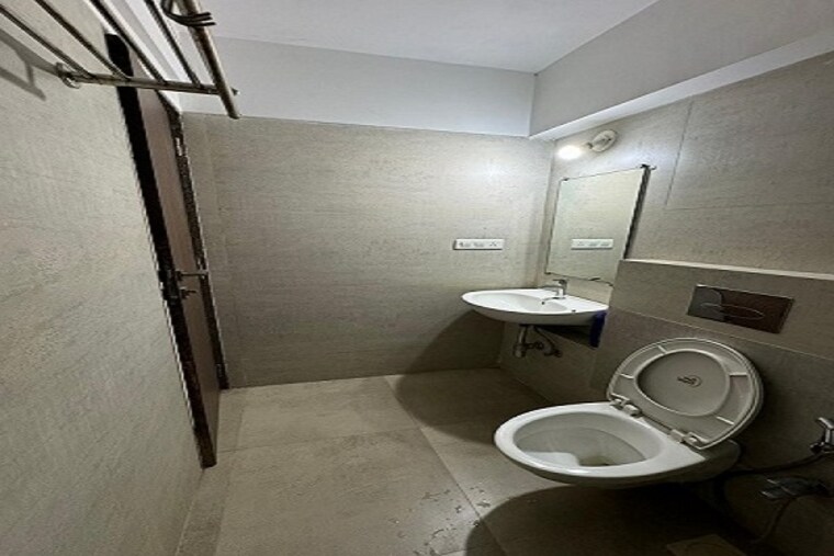 Bathroom, kanakia-spaces-zen-world 2 Bedroom 707 Sq.Ft. Apartment In Kanjurmarg East Mumbai 9561686
