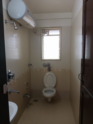 Bathroom in 3 BHK Apartment at Capri Heights, Andheri West – for Rent
