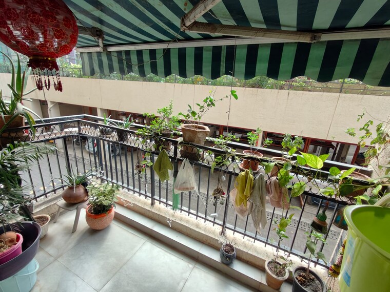 Balcony, puranik-hometown 2 Bedroom 733 Sq.Ft. Apartment In Ghodbunder Road Thane 9561759