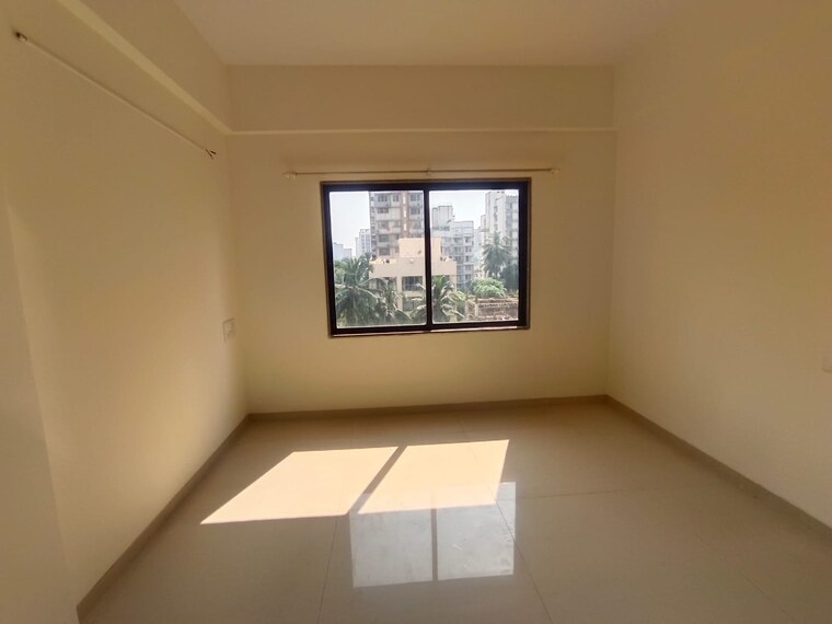 Room, lucky-house 2 Bedroom 810 Sq.Ft. Apartment In Chembur Mumbai 9561755