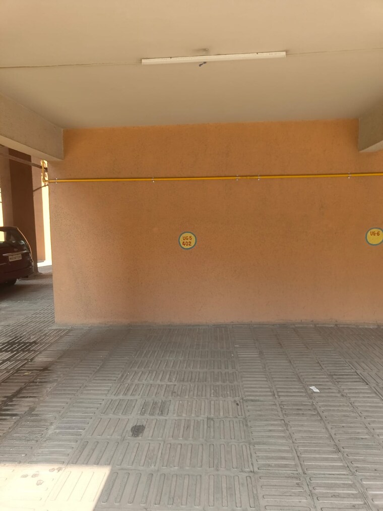 Room, lucky-house 2 Bedroom 810 Sq.Ft. Apartment In Chembur Mumbai 9561755