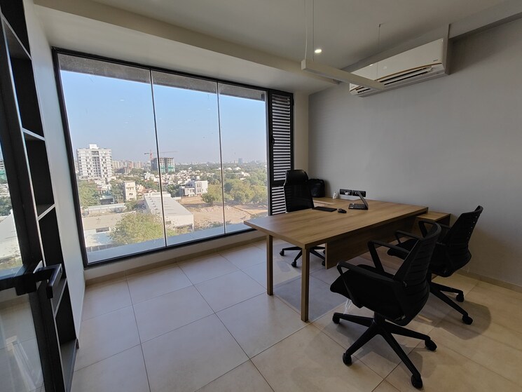 Team Area, samvaad-east-face Commercial Office Space 800 Sq.Ft. In Ambli Ahmedabad 9561754