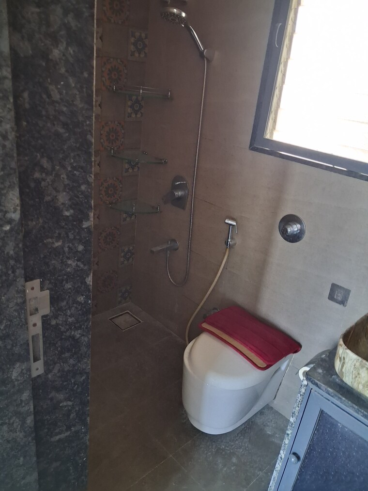 Bathroom, shubh-tirupati-apartment 2 Bedroom 600 Sq.Ft. Apartment In Andheri West Mumbai 9561813