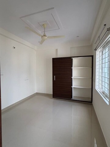 Room in 1 BHK Apartment at Kondapur – for Rent