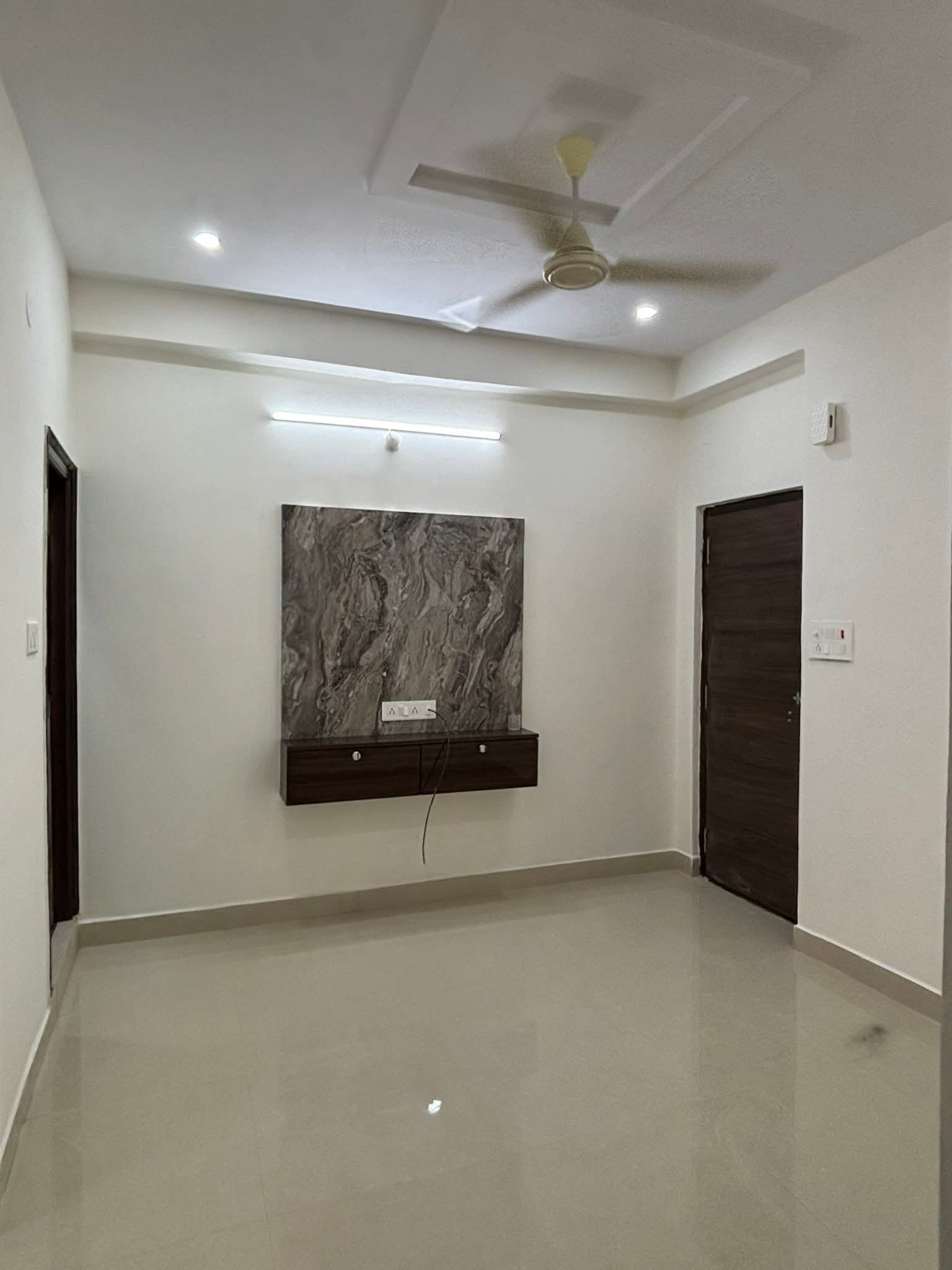 1 BHK + Pooja Room Apartment For Rent in Sriram Nagar 