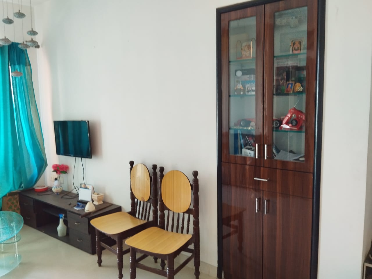 2 BHK + Extra Room Apartment For Rent in Dosti Vihar